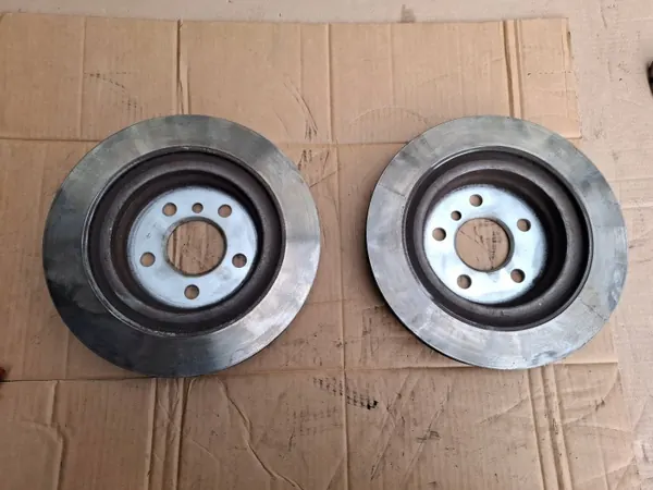 Remschijven achter 300x20mm OEM 34216799369 BMW X1 image 4