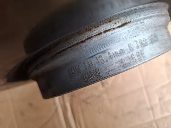 Remschijven achter 300x20mm OEM 34216799369 BMW X1 image 7