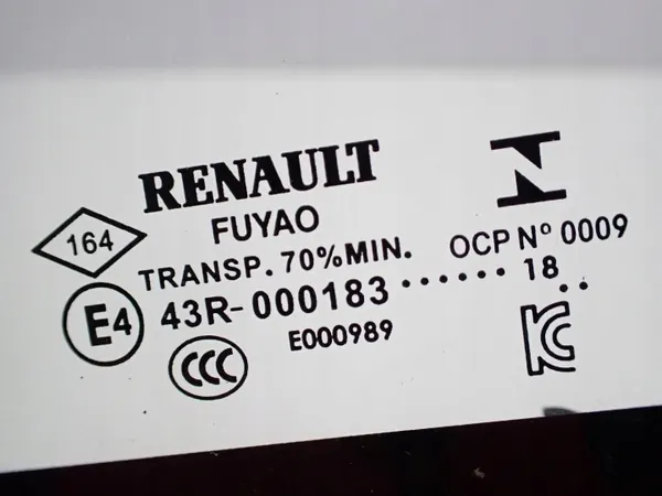 Vitre triangulaire porte gauche avant OEM - Renault Captur image 4