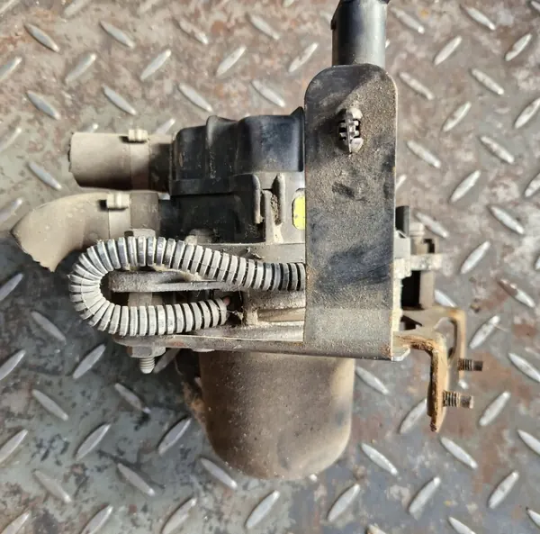 Pompe à air secondaire OEM 9627006580 pour Peugeot 206 image 3