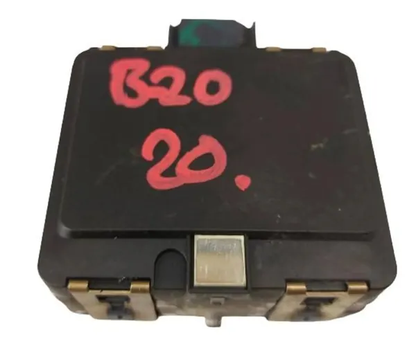 Sensor radar OEM 5Q0907561K para VW Golf VII image 2