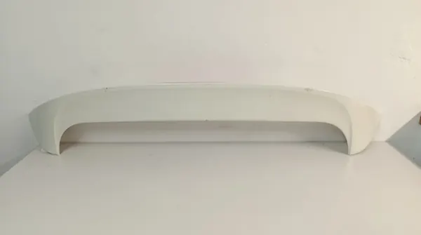 Spoiler Alfa Romeo OEM 156085714 - Estado Usado image 2