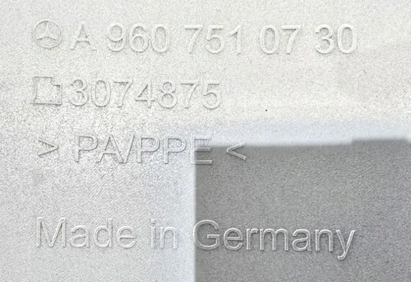 OEM A9607510730 Spoiler Derecho Cabina Mercedes image 4