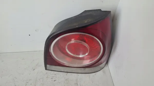 Inserto de lámpara trasera derecha VW Polo 9N3 image 2