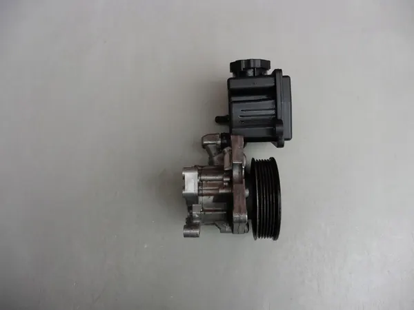 Servostyrningspump ML W163 164 55AMG ML500 OEM image 4