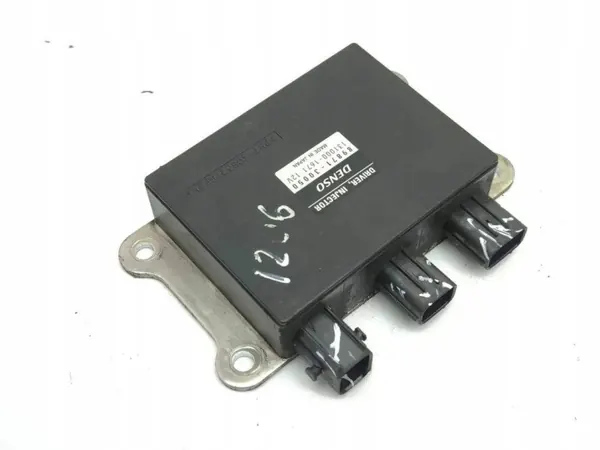 Lexus IS III 300H 2.5L injectiemodule - Gebruikt image 6