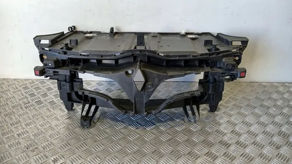 Renfort de calandre OEM 620369615R pour Renault Twingo III image 2