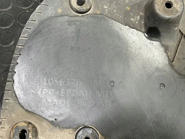 Tesla Model S 16-21 Frontstoßstangenschutz OEM 1056376-00-C image 9