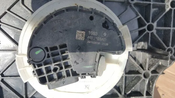 Bomba tanque AdBlue OEM 8W0131878AJ para Audi A4 B9 image 4