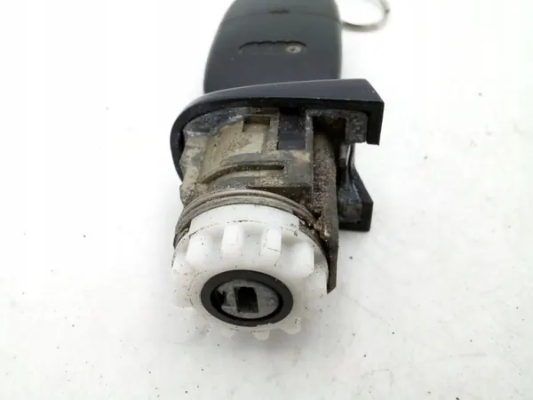 Audi A2 Vänster Dörrlåscylinder + Nyckel OEM image 3