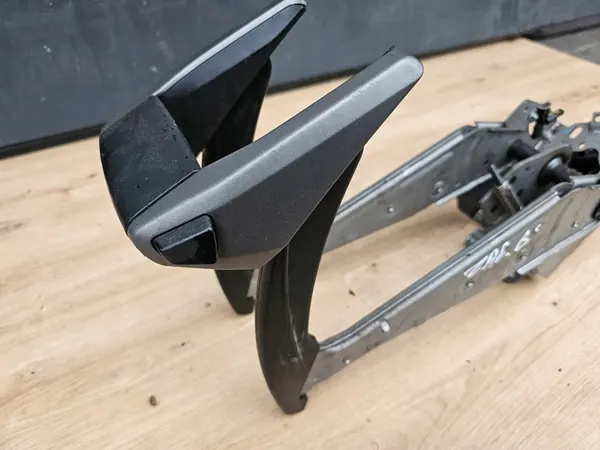 OPEL ZAFIRA B Handbrake Lever 13237304 image 5