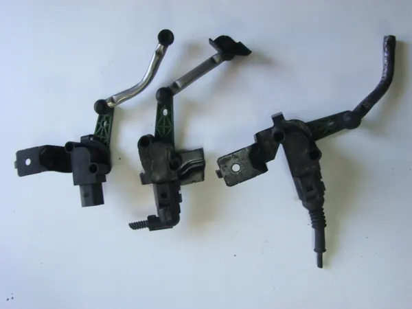 Scheinwerfer-Niveausensor OEM 3C0412522B für VW Passat image 2