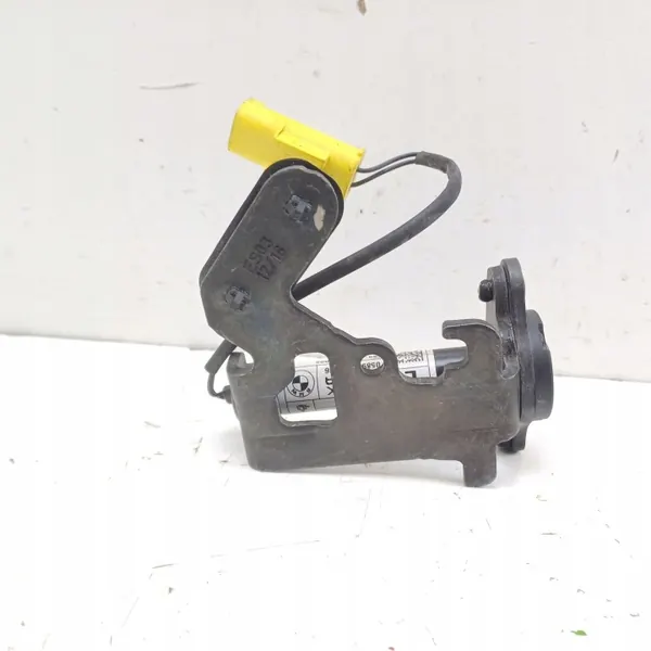BMW X5 F15 Jalankulkijan turvatyynytoimija OEM 7326019 image 4