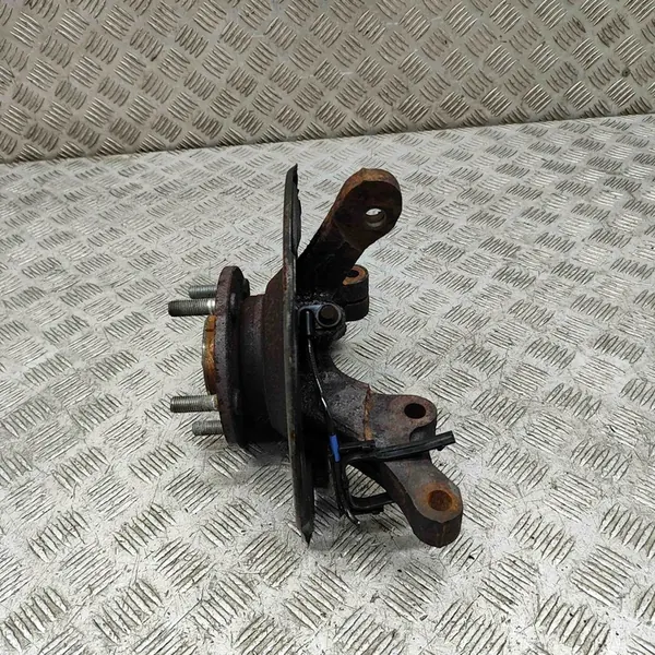 Mitsubishi Lancer 2008 Mozzo ruota anteriore destro image 4