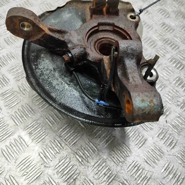 Mitsubishi Lancer 2008 Mozzo ruota anteriore destro image 7