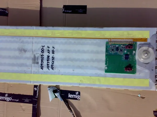 Módulo batería Tesla Model 3 OEM 1093903-00-L image 5