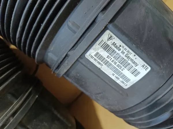 Bakre luftfjädring vänster OEM 3432342342243 Bentley GT image 5
