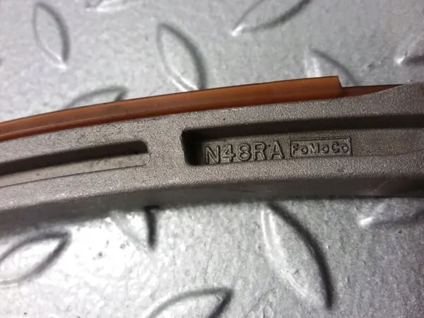 Steuerkettenspanner OEM CJ5E6K297AB für Land Rover image 7