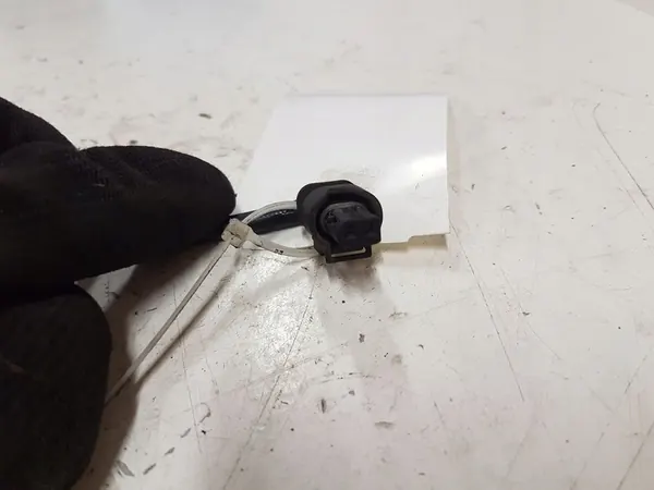 Capteur de température des gaz d'échappement BMW 5 GRAN TURISMO 2.0L diesel OEM image 3