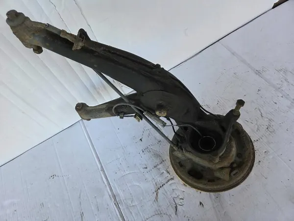 Mozzo posteriore sinistro BMW 3 E36 Compact 10811470 image 7