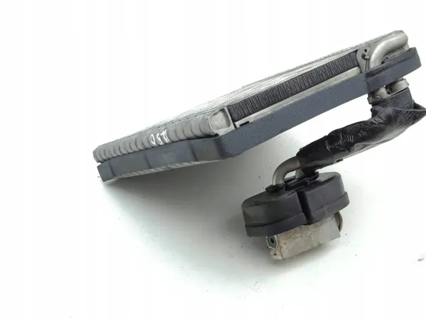 Ilmastointihöyrystin SEAT Ateca 2016 OEM 5Q0816679B image 7