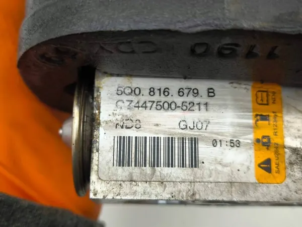 Ilmastointihöyrystin SEAT Ateca 2016 OEM 5Q0816679B image 8