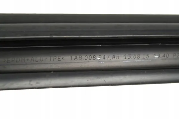 OEM 3G9839431 Vasen takaoven tiiviste - VW Passat B8 image 7