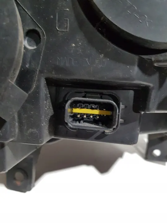 Faros delanteros izquierdo Citroen Berlingo 2014 image 5