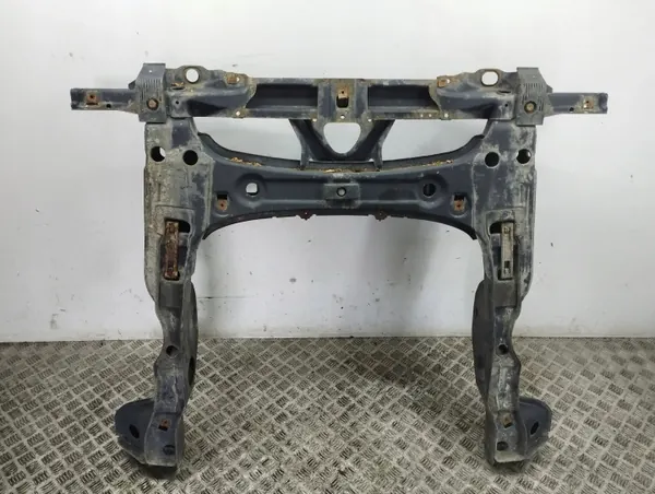 Subchassi dianteiro Mercedes OEM AMD147395 Usado image 8