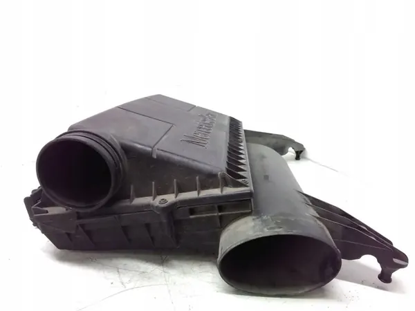 Mercedes-Benz OE A6395282506 Ilmansuodattimen Kotelo image 3