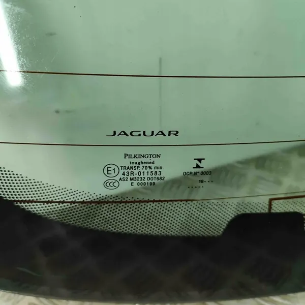 Luna Trasera Jaguar XE OEM 43R011583 - Usado image 6