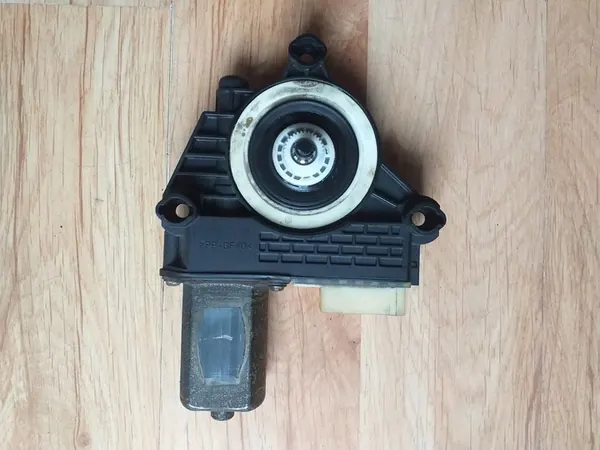 Regulador de janela traseira esquerda BMW 1 F40 1060026 image 3