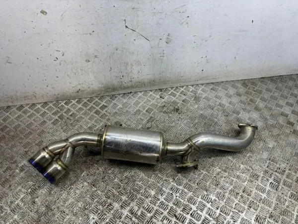 Toyota GT 86 2013 Avgasljuddämpare OEM 5768414809 image 2