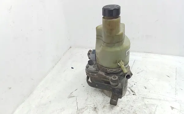 Volvo V50 2004 Bomba de direção assistida OEM 31202520 image 4