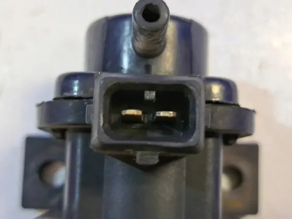 Válvula de vácuo SAAB 9-3 (YS3F) 2.2L 2003 OEM 9158200 image 4