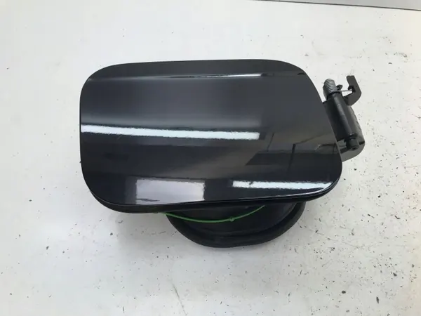 BMW OEM 9450859 Tankklappe Schwarz Saphir 475 image 2