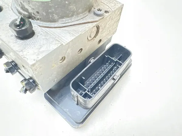 ABS-pomp Hyundai i30 2011 589202L520 image 2