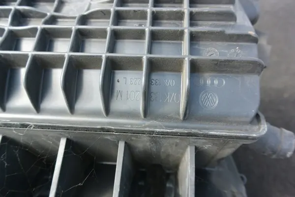 Volkswagen OE 07K133201M Ansaugkrümmer Rohr image 7