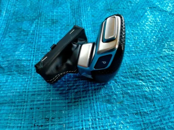 Audi A5 8W S-Line växelspak manschett OEM 310126173915 image 3