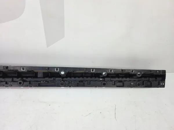 Glijbevestiging Drempelplaat Rechts OEM 7441118 image 4