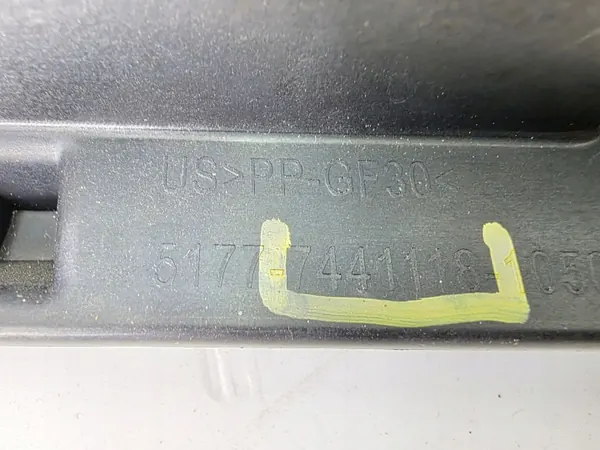 Glijbevestiging Drempelplaat Rechts OEM 7441118 image 7