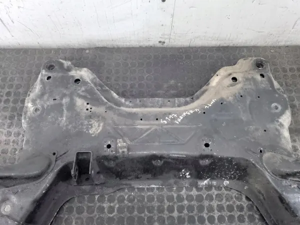 Traverse Avant OEM pour Peugeot Partner II Tepee 1.6 HDI image 3