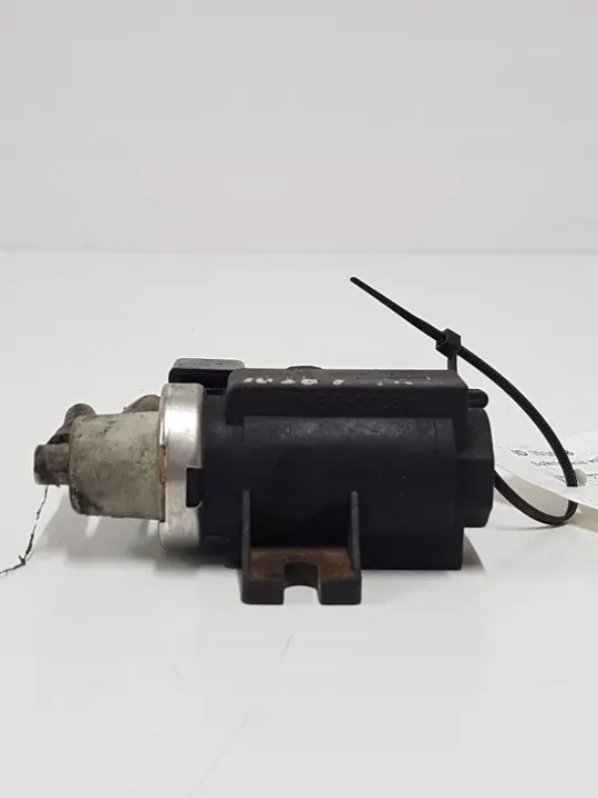 Válvula reguladora turbo OEM 8972183310 para VW Golf V image 7