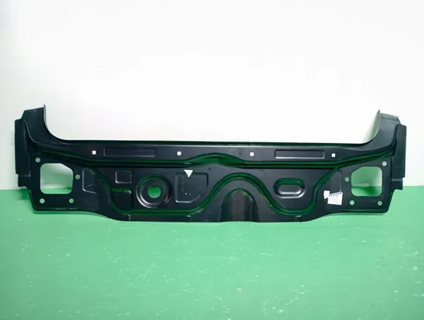 OEM 4G0813307 Takavyön Vahvike Audi A6 C7 image 2