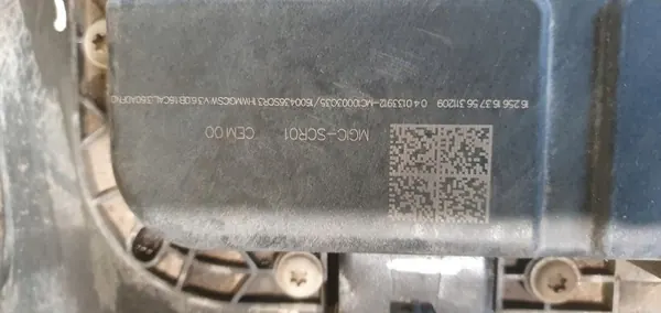Réservoir AdBlue Citroen OEM P1001374 pour Jumpy 2017 image 6