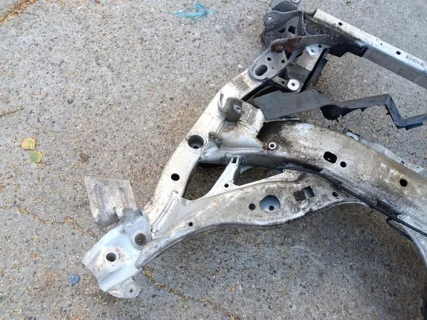 Support Moteur BMW OEM Wrakowisko-11511- Avant image 3