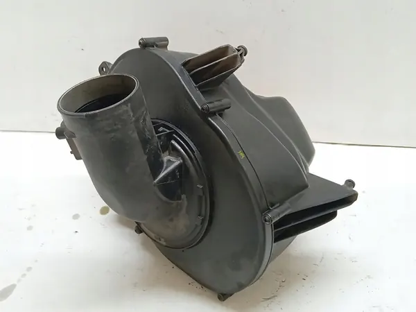 Ilmansuodattimen kotelo Ford Mondeo MK4 2.2 TDCi OEM 1024130S01 image 2