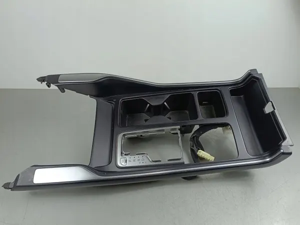 Cadre de levier gauche Kia Sorento IV OEM 84605W5110WK image 4