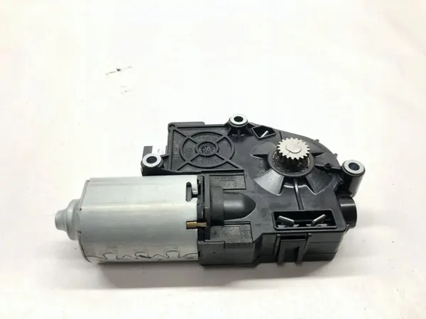 BMW 5 F10 F11 kattoluukun moduuli OEM 1717822 2011 image 5