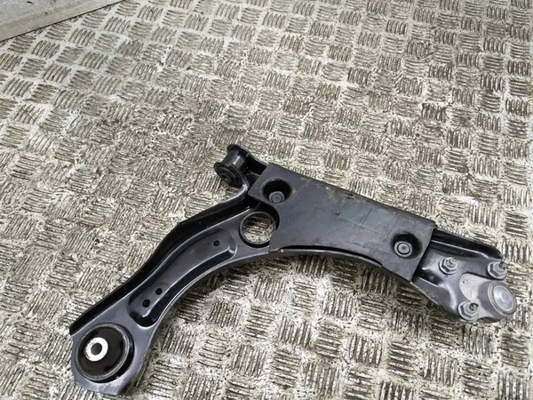 Audi A1 2023 Braccio di Controllo Inferiore Anteriore Sinistro OEM 2Q0407151D image 5